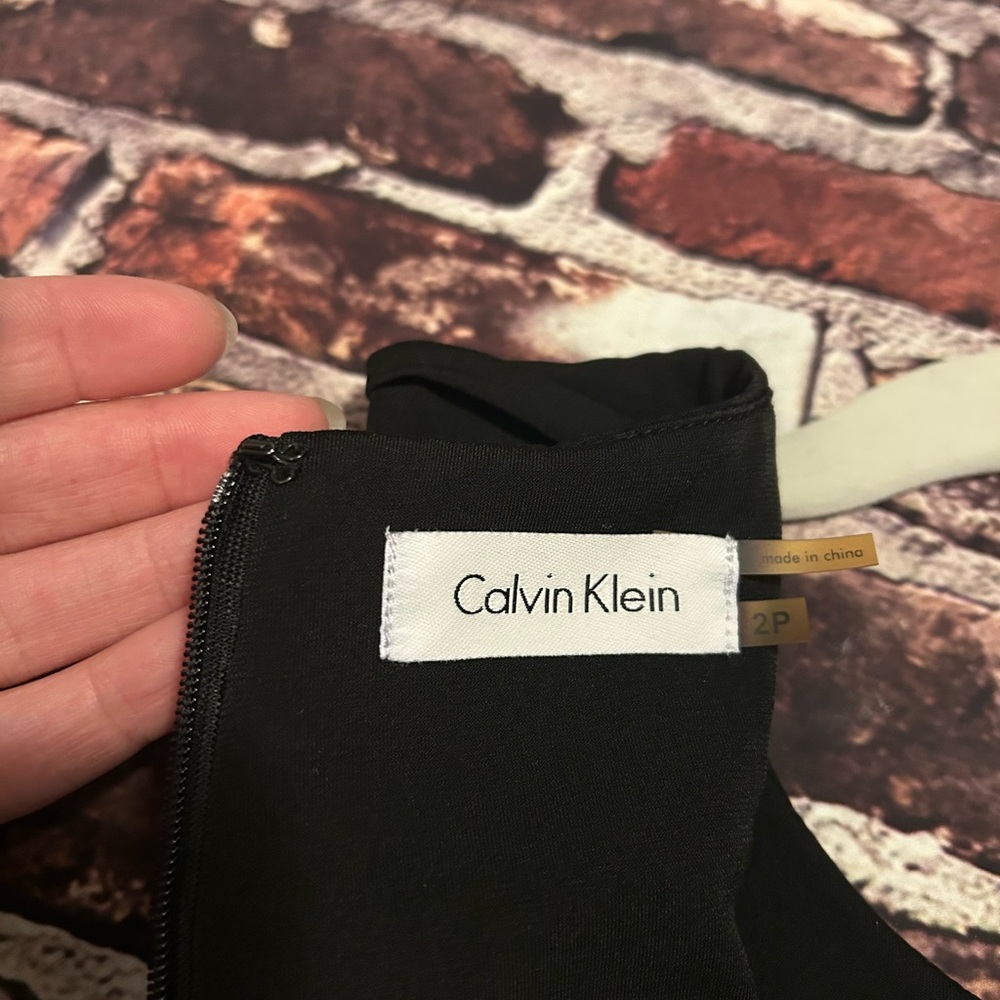 Calvin Klein Black Ruffle Cocktail Dress Size 2 Petite - Picture 12 of 12